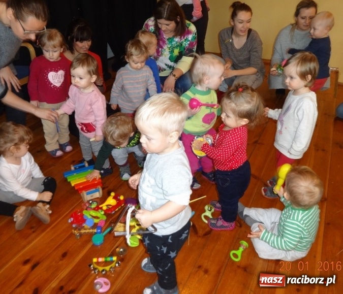 Zdjęcie w galerii na portalu naszraciborz.pl: Fikusie w Strzesze cieszą się z zimy wiadomości z regionu