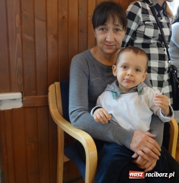 Zdjęcie w galerii na portalu naszraciborz.pl: Fikusie w Strzesze cieszą się z zimy wiadomości z regionu