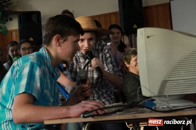 Zdjęcie w galerii na portalu naszraciborz.pl: Tu jest Tw&oacute;j dom - XI spotkanie senior&oacute;w w Wojnowicach wiadomości z regionu