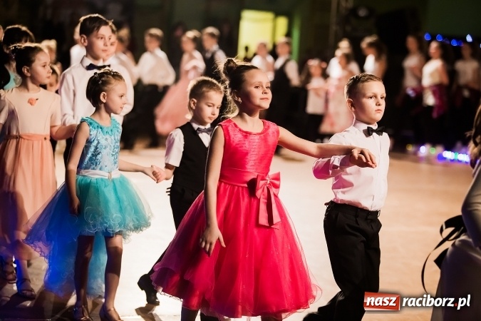 Zdjęcie w galerii na portalu naszraciborz.pl: II Dziecięca Karnawałowa Rewia Tańca w Arenie Rafako wiadomości z regionu
