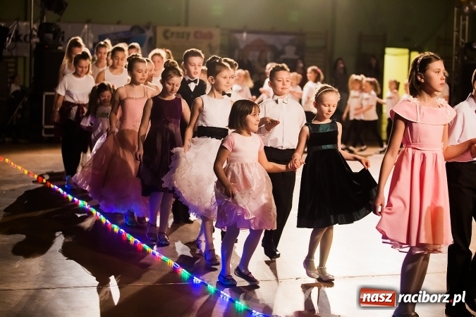 Zdjęcie w galerii na portalu naszraciborz.pl: II Dziecięca Karnawałowa Rewia Tańca w Arenie Rafako wiadomości z regionu