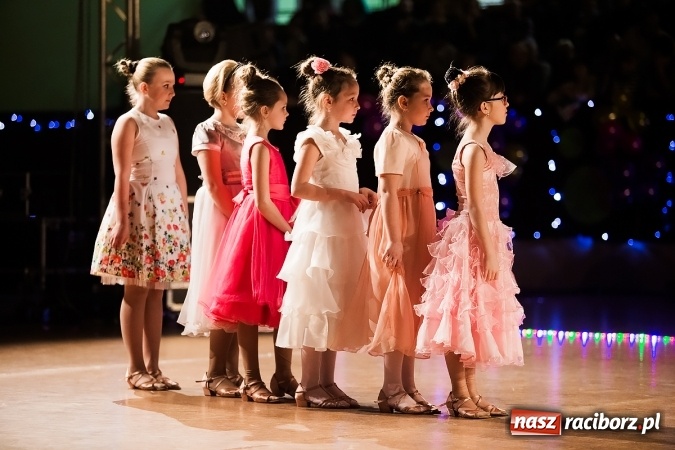 Zdjęcie w galerii na portalu naszraciborz.pl: II Dziecięca Karnawałowa Rewia Tańca w Arenie Rafako wiadomości z regionu