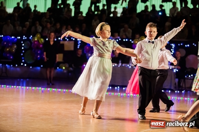 Zdjęcie w galerii na portalu naszraciborz.pl: II Dziecięca Karnawałowa Rewia Tańca w Arenie Rafako wiadomości z regionu