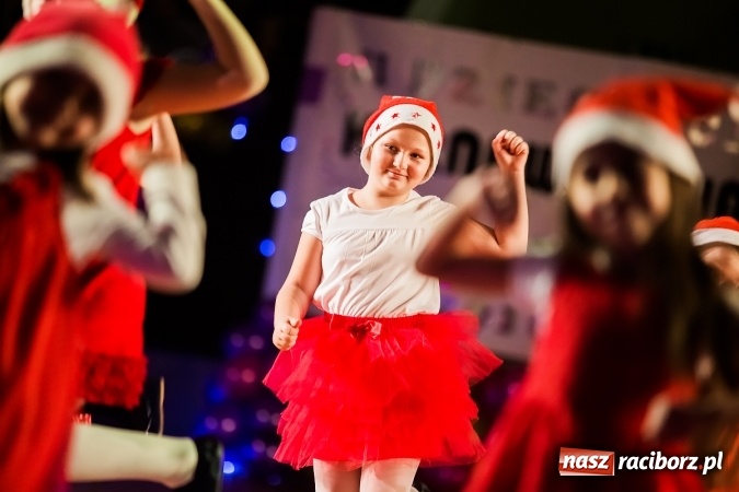 Zdjęcie w galerii na portalu naszraciborz.pl: II Dziecięca Karnawałowa Rewia Tańca w Arenie Rafako wiadomości z regionu