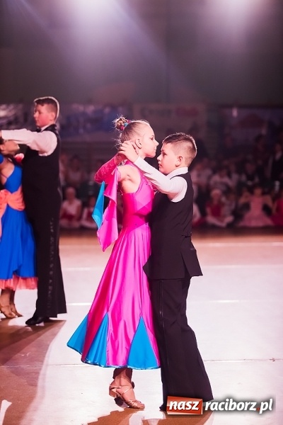 Zdjęcie w galerii na portalu naszraciborz.pl: II Dziecięca Karnawałowa Rewia Tańca w Arenie Rafako wiadomości z regionu