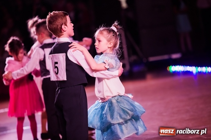 Zdjęcie w galerii na portalu naszraciborz.pl: II Dziecięca Karnawałowa Rewia Tańca w Arenie Rafako wiadomości z regionu