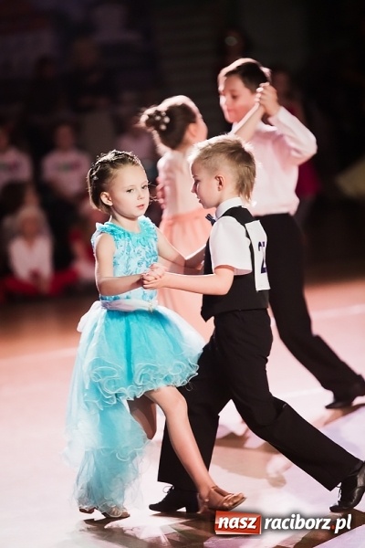 Zdjęcie w galerii na portalu naszraciborz.pl: II Dziecięca Karnawałowa Rewia Tańca w Arenie Rafako wiadomości z regionu