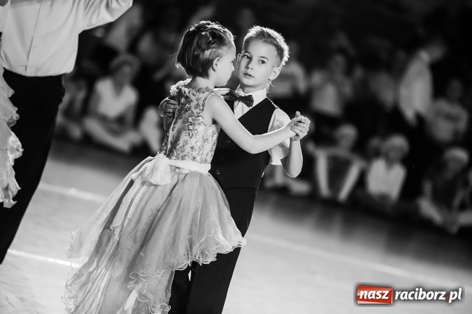 Zdjęcie w galerii na portalu naszraciborz.pl: II Dziecięca Karnawałowa Rewia Tańca w Arenie Rafako wiadomości z regionu