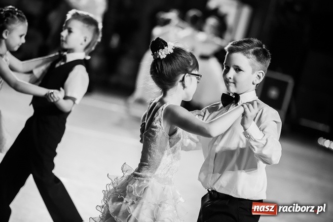 Zdjęcie w galerii na portalu naszraciborz.pl: II Dziecięca Karnawałowa Rewia Tańca w Arenie Rafako wiadomości z regionu