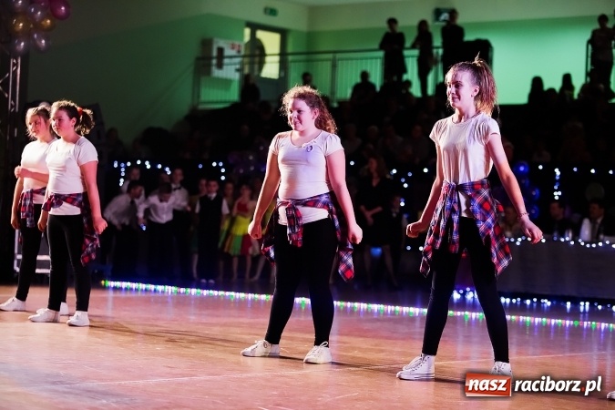 Zdjęcie w galerii na portalu naszraciborz.pl: II Dziecięca Karnawałowa Rewia Tańca w Arenie Rafako wiadomości z regionu