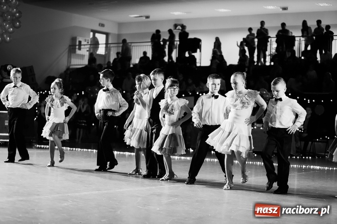 Zdjęcie w galerii na portalu naszraciborz.pl: II Dziecięca Karnawałowa Rewia Tańca w Arenie Rafako wiadomości z regionu