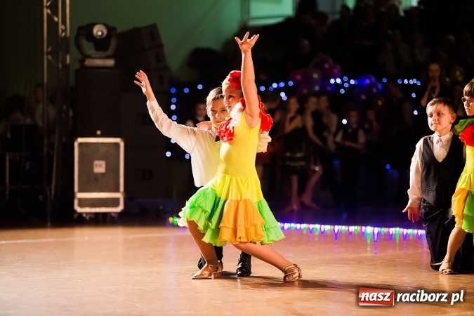 Zdjęcie w galerii na portalu naszraciborz.pl: II Dziecięca Karnawałowa Rewia Tańca w Arenie Rafako wiadomości z regionu