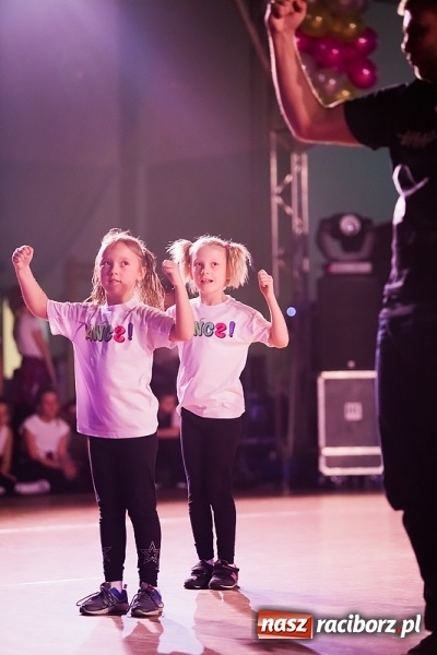 Zdjęcie w galerii na portalu naszraciborz.pl: II Dziecięca Karnawałowa Rewia Tańca w Arenie Rafako wiadomości z regionu