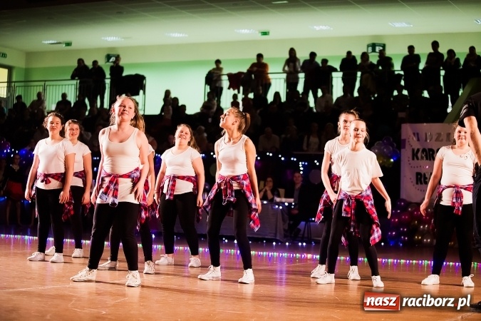 Zdjęcie w galerii na portalu naszraciborz.pl: II Dziecięca Karnawałowa Rewia Tańca w Arenie Rafako wiadomości z regionu