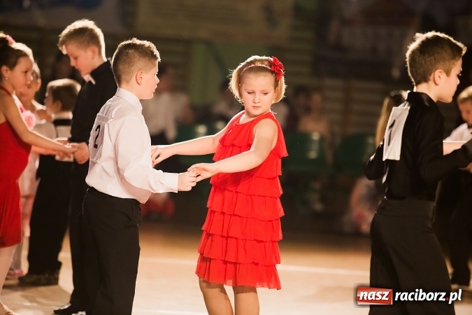 Zdjęcie w galerii na portalu naszraciborz.pl: II Dziecięca Karnawałowa Rewia Tańca w Arenie Rafako wiadomości z regionu