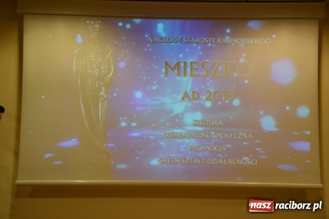 Zdjęcie w galerii na portalu naszraciborz.pl: Gala MIESZKO AD 2015 - nagrody starosty wręczone na zamku wiadomości z regionu