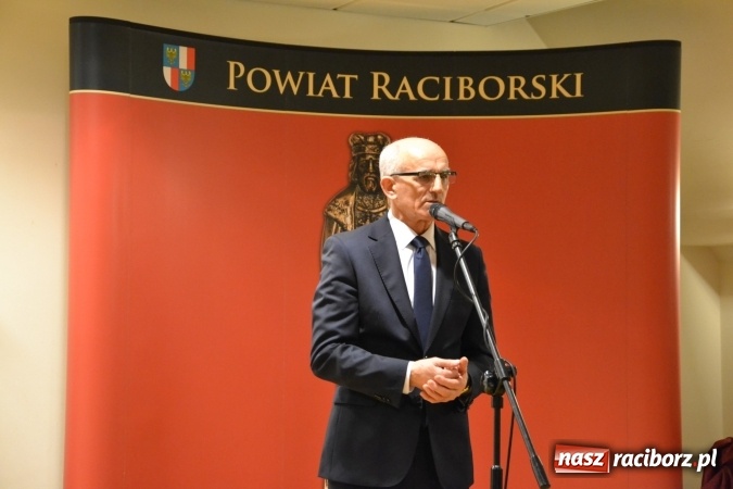 Zdjęcie w galerii na portalu naszraciborz.pl: Gala MIESZKO AD 2015 - nagrody starosty wręczone na zamku wiadomości z regionu