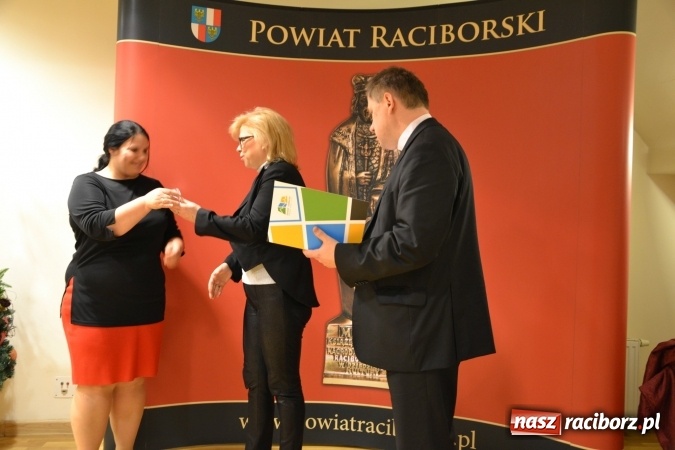 Zdjęcie w galerii na portalu naszraciborz.pl: Gala MIESZKO AD 2015 - nagrody starosty wręczone na zamku wiadomości z regionu