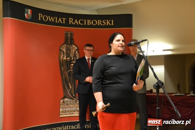 Zdjęcie w galerii na portalu naszraciborz.pl: Gala MIESZKO AD 2015 - nagrody starosty wręczone na zamku wiadomości z regionu