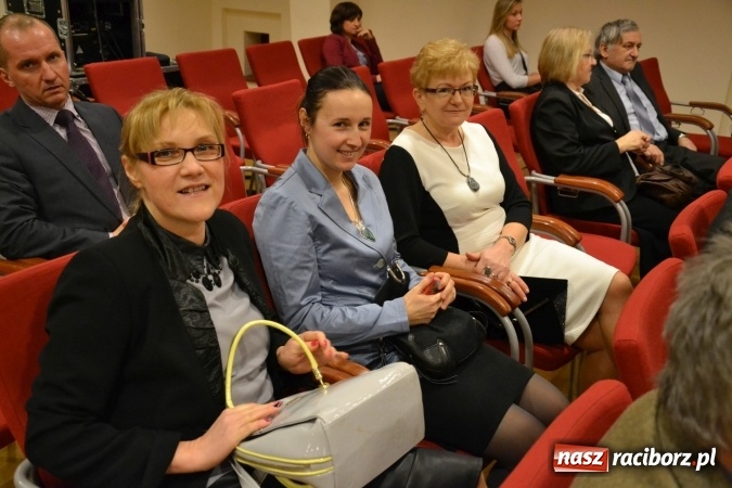 Zdjęcie w galerii na portalu naszraciborz.pl: Gala MIESZKO AD 2015 - nagrody starosty wręczone na zamku wiadomości z regionu