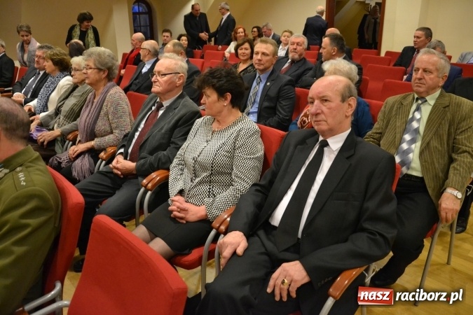 Zdjęcie w galerii na portalu naszraciborz.pl: Gala MIESZKO AD 2015 - nagrody starosty wręczone na zamku wiadomości z regionu