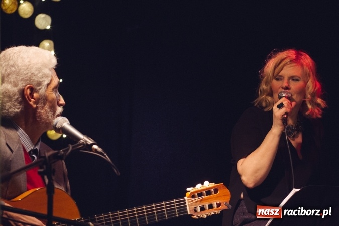 Zdjęcie w galerii na portalu naszraciborz.pl: Polsko-brazylijski duet wystąpił na Końcu Świata wiadomości z regionu