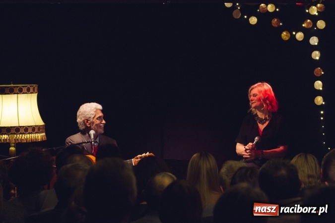Zdjęcie w galerii na portalu naszraciborz.pl: Polsko-brazylijski duet wystąpił na Końcu Świata wiadomości z regionu