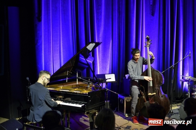 Zdjęcie w galerii na portalu naszraciborz.pl: Paweł Kaczmarczyk the King! Powrót Kawiarenki Jazzowej w RCK  wiadomości z regionu