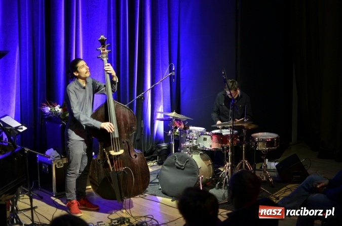 Zdjęcie w galerii na portalu naszraciborz.pl: Paweł Kaczmarczyk the King! Powrót Kawiarenki Jazzowej w RCK  wiadomości z regionu