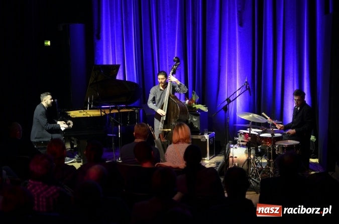 Zdjęcie w galerii na portalu naszraciborz.pl: Paweł Kaczmarczyk the King! Powrót Kawiarenki Jazzowej w RCK  wiadomości z regionu