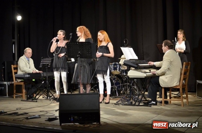 Zdjęcie w galerii na portalu naszraciborz.pl: Jazzowe kolędowanie – koncert Grupy bez Nazwy  wiadomości z regionu