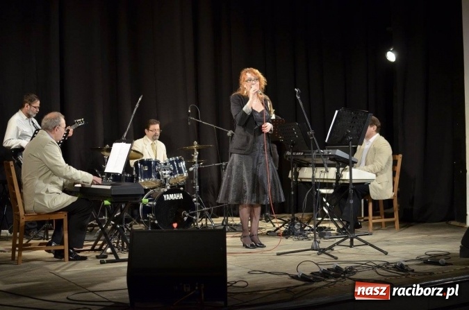 Zdjęcie w galerii na portalu naszraciborz.pl: Jazzowe kolędowanie – koncert Grupy bez Nazwy  wiadomości z regionu