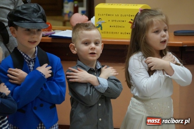 Zdjęcie w galerii na portalu naszraciborz.pl: Do koła emerytów w Nędzy nawet z innych gmin  wiadomości z regionu