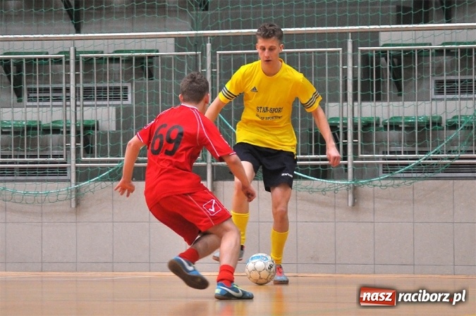 Zdjęcie w galerii na portalu naszraciborz.pl: HLPN: Drużyny z drugiej ligi walczą o awans wiadomości z regionu