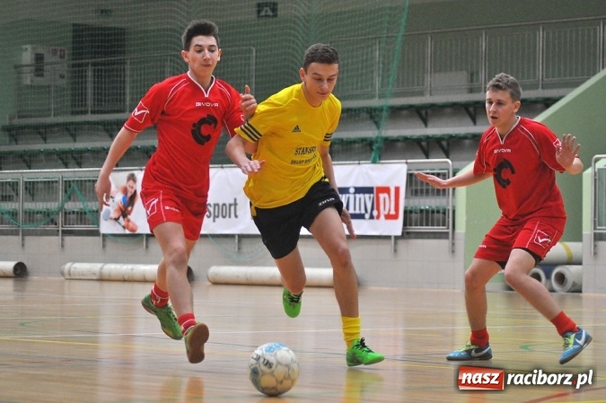 Zdjęcie w galerii na portalu naszraciborz.pl: HLPN: Drużyny z drugiej ligi walczą o awans wiadomości z regionu