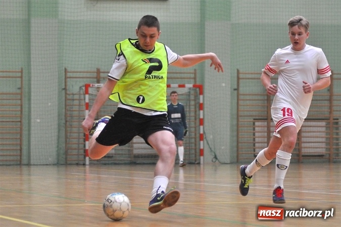 Zdjęcie w galerii na portalu naszraciborz.pl: HLPN: Drużyny z drugiej ligi walczą o awans wiadomości z regionu