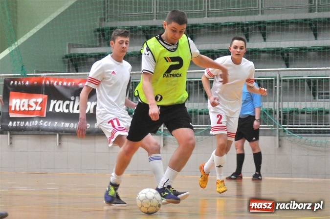 Zdjęcie w galerii na portalu naszraciborz.pl: HLPN: Drużyny z drugiej ligi walczą o awans wiadomości z regionu