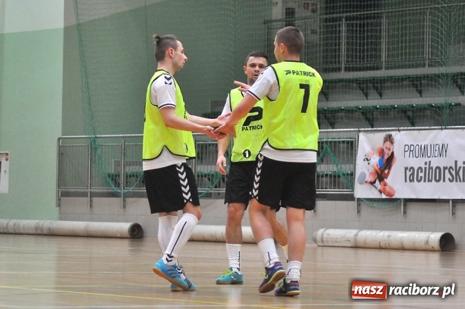 Zdjęcie w galerii na portalu naszraciborz.pl: HLPN: Drużyny z drugiej ligi walczą o awans wiadomości z regionu