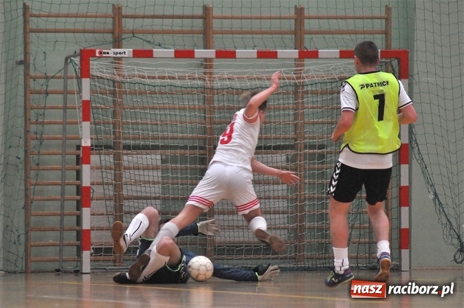 Zdjęcie w galerii na portalu naszraciborz.pl: HLPN: Drużyny z drugiej ligi walczą o awans wiadomości z regionu