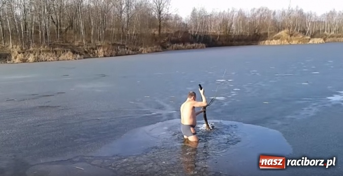 Zdjęcie w galerii na portalu naszraciborz.pl: Żwirownia pochłonęła już wiele ofiar, ale śmiałków wciąż nie brakuje! Chwalą się tym nawet na youtube.com wiadomości z regionu