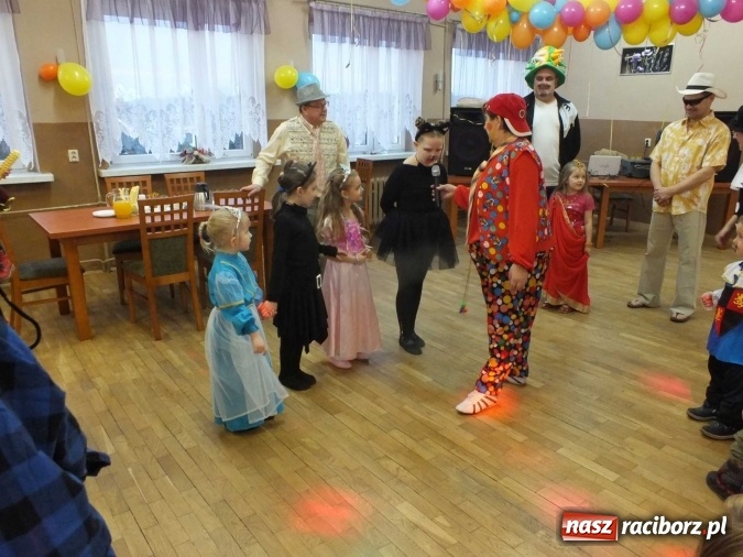 Zdjęcie w galerii na portalu naszraciborz.pl: Rodzinny Bal Przebierańców w Rudzie Kozielskiej  wiadomości z regionu