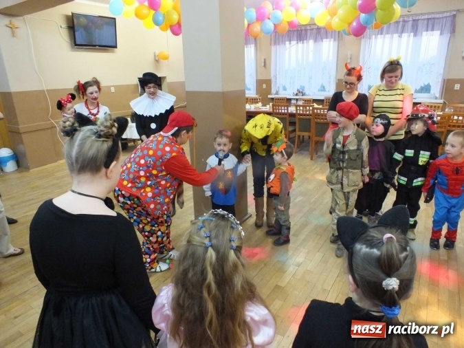 Zdjęcie w galerii na portalu naszraciborz.pl: Rodzinny Bal Przebierańców w Rudzie Kozielskiej  wiadomości z regionu