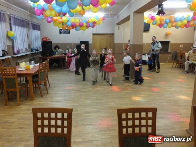 Zdjęcie w galerii na portalu naszraciborz.pl: Rodzinny Bal Przebierańców w Rudzie Kozielskiej  wiadomości z regionu