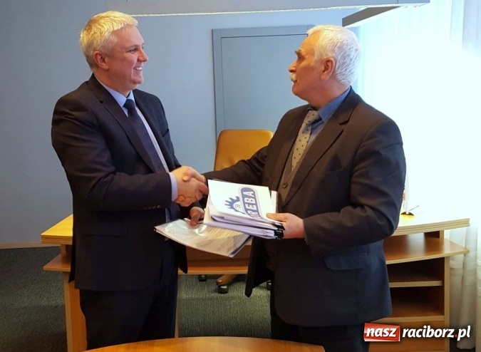 Zdjęcie w galerii na portalu naszraciborz.pl: RAFAMET właścicielem znaku Poręba 1798  wiadomości z regionu