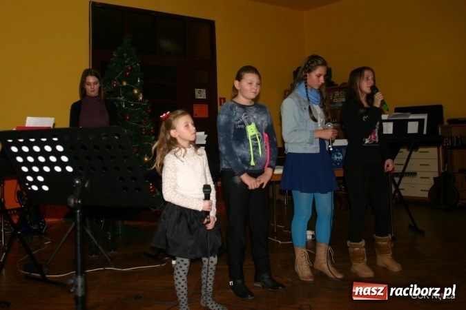 Zdjęcie w galerii na portalu naszraciborz.pl: Pełen wrażeń muzycznych wieczór w GCK w Nędzy   wiadomości z regionu