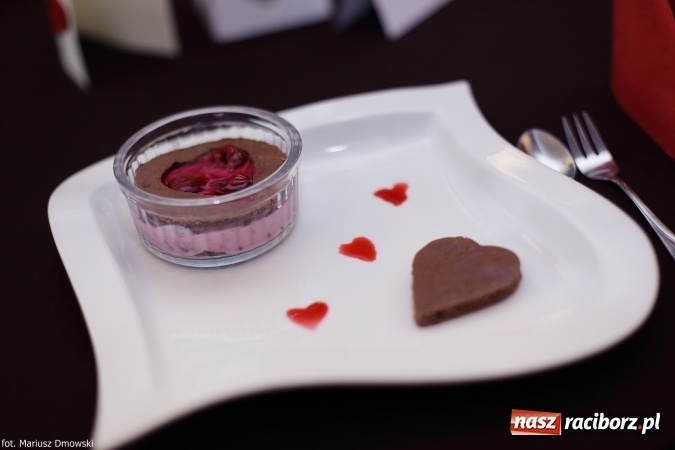Zdjęcie w galerii na portalu naszraciborz.pl: Walentynkowo w sercu i na talerzu - konkurs kulinarny w Gastronomiku, czyli CKZiU nr 1 wiadomości z regionu