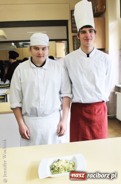 Zdjęcie w galerii na portalu naszraciborz.pl: Walentynkowo w sercu i na talerzu - konkurs kulinarny w Gastronomiku, czyli CKZiU nr 1 wiadomości z regionu