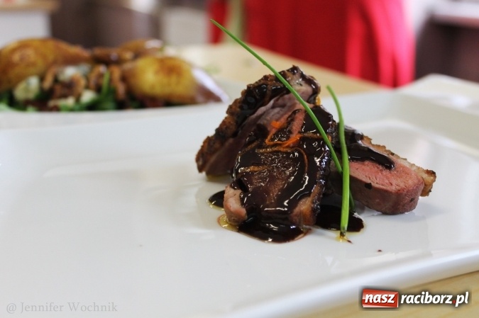 Zdjęcie w galerii na portalu naszraciborz.pl: Walentynkowo w sercu i na talerzu - konkurs kulinarny w Gastronomiku, czyli CKZiU nr 1 wiadomości z regionu