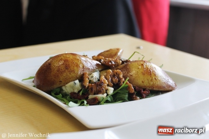 Zdjęcie w galerii na portalu naszraciborz.pl: Walentynkowo w sercu i na talerzu - konkurs kulinarny w Gastronomiku, czyli CKZiU nr 1 wiadomości z regionu