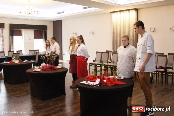 Zdjęcie w galerii na portalu naszraciborz.pl: Walentynkowo w sercu i na talerzu - konkurs kulinarny w Gastronomiku, czyli CKZiU nr 1 wiadomości z regionu